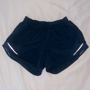 Size 6 lululemon hotty hot shorts